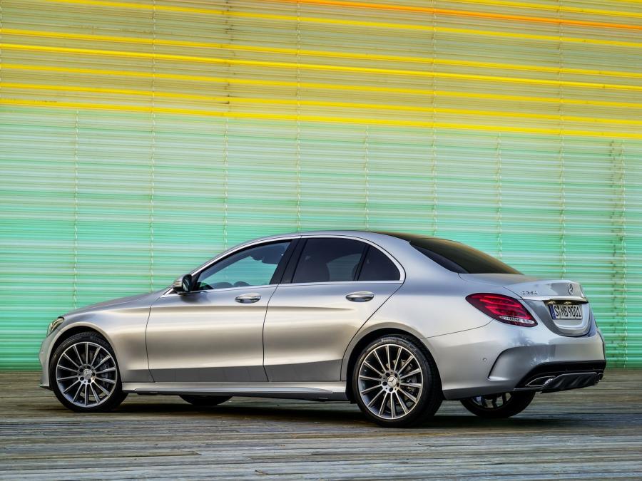  Mercedes-Benz C250 AMG Line 2014 года  (фото 33 из 47)